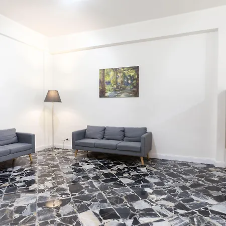 Coffee And 3* بومبيي