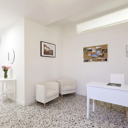 فندق مبيت وإفطار Coffee And بومبيي