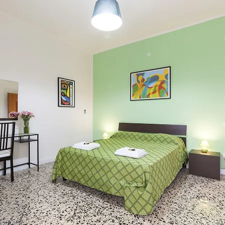 Coffee And 3* بومبيي