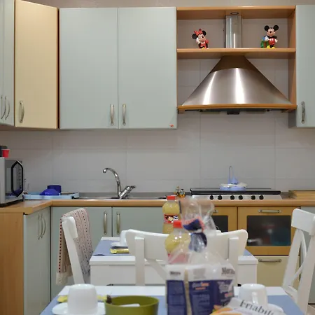 Coffee And فندق مبيت وإفطار