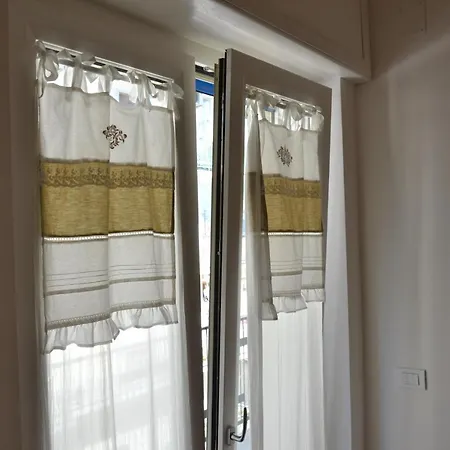 فندق مبيت وإفطار Coffee And بومبيي